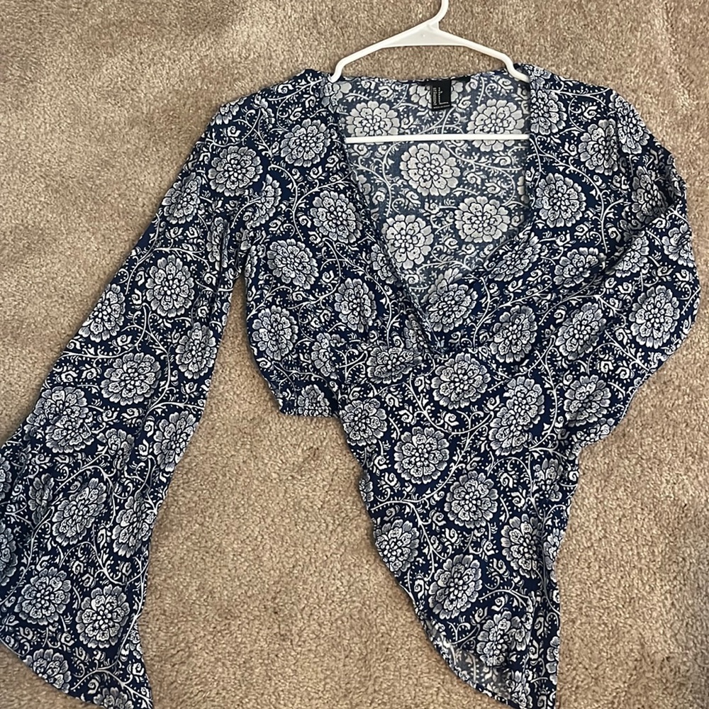 F21 Crop Blouse